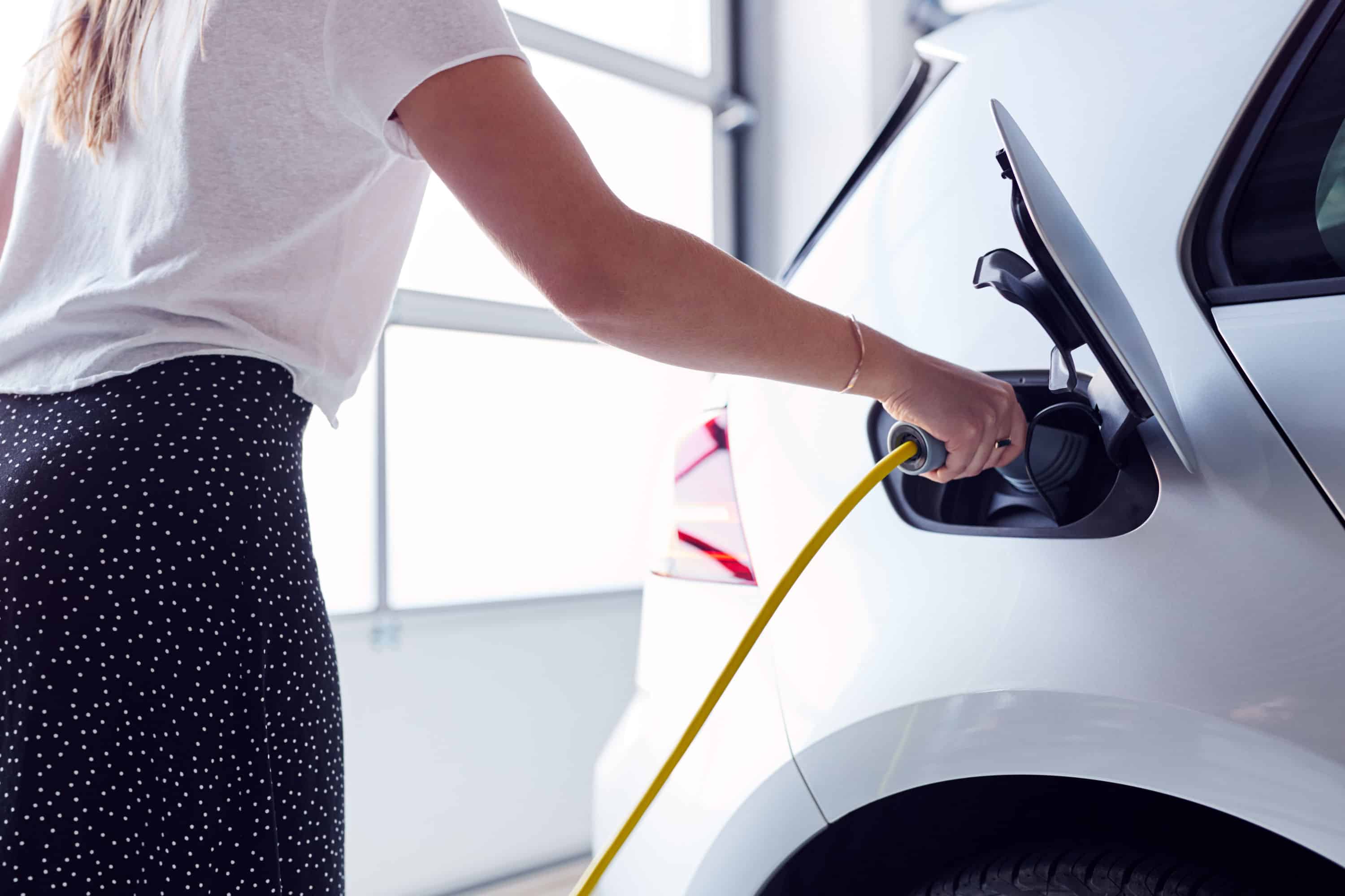 utiliser voiture electrique comme batterie domestique prix 
